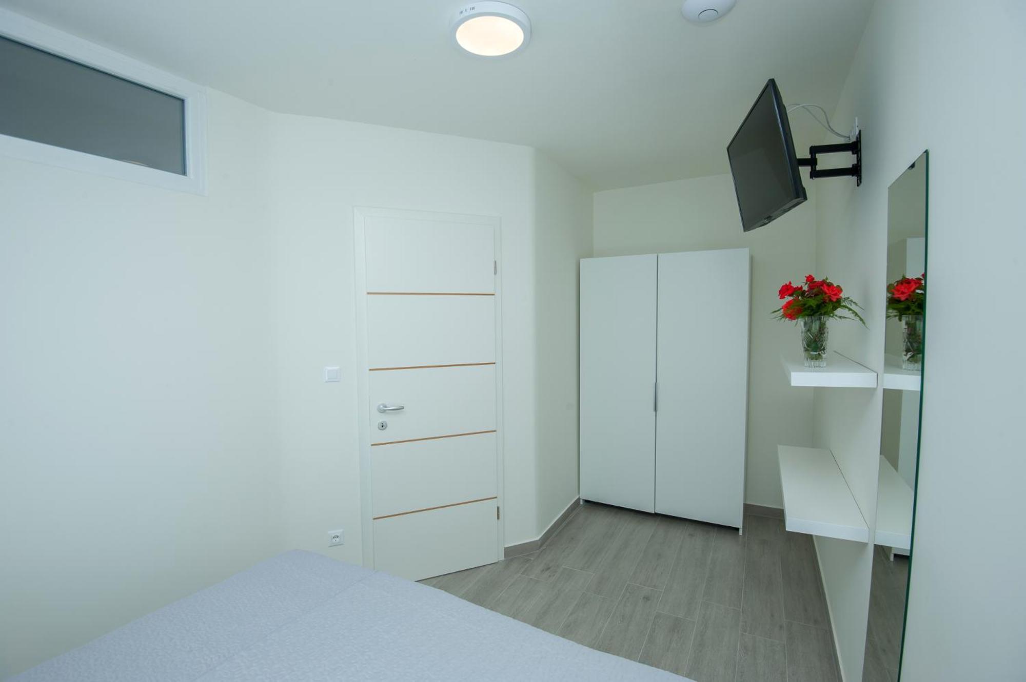 Seaside Luxury Suites 포드스트라나 객실 사진