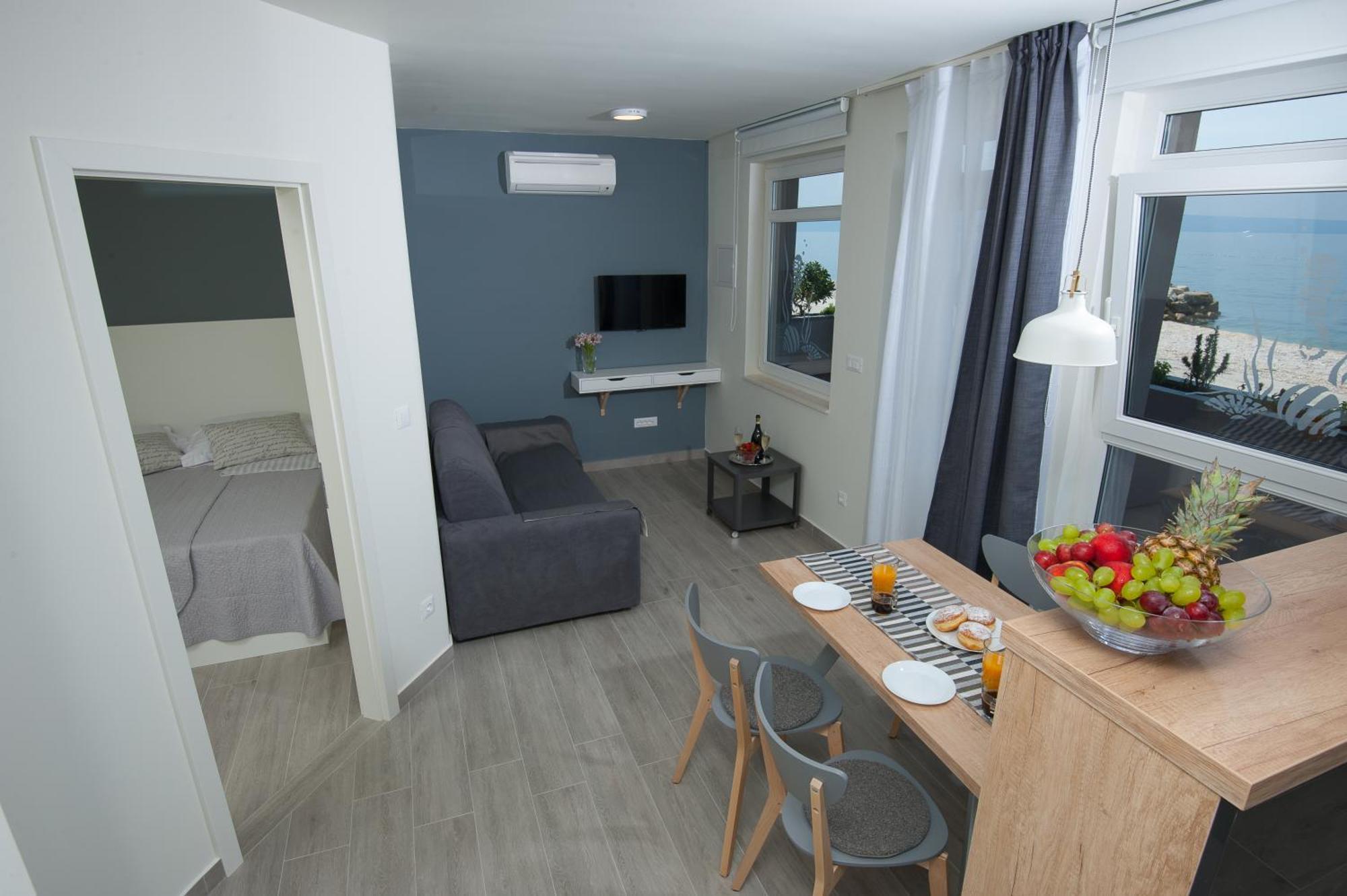 Seaside Luxury Suites 포드스트라나 객실 사진