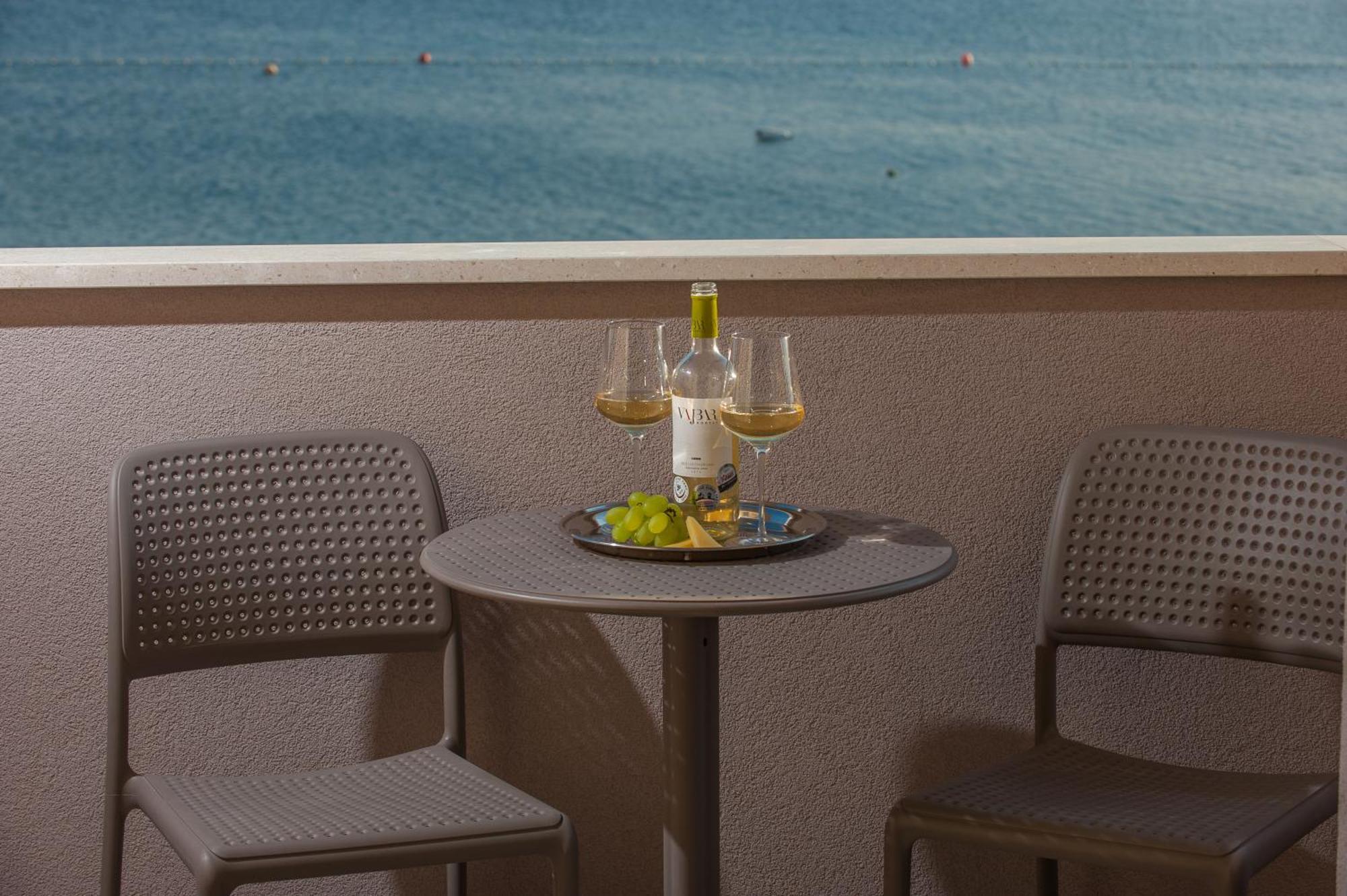 Seaside Luxury Suites 포드스트라나 객실 사진