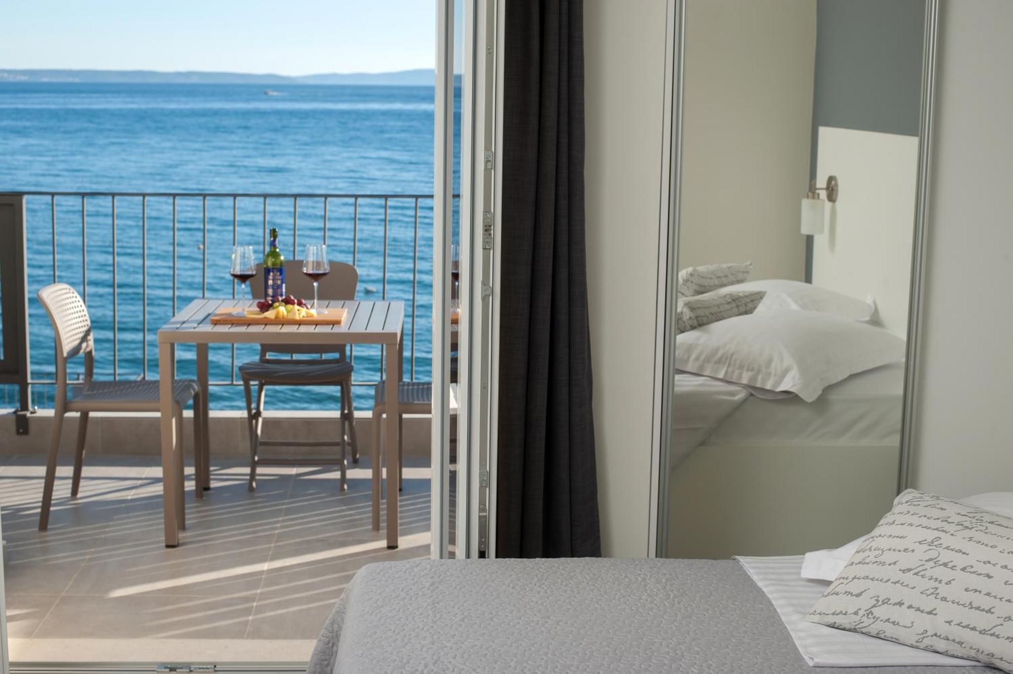 Seaside Luxury Suites 포드스트라나 객실 사진