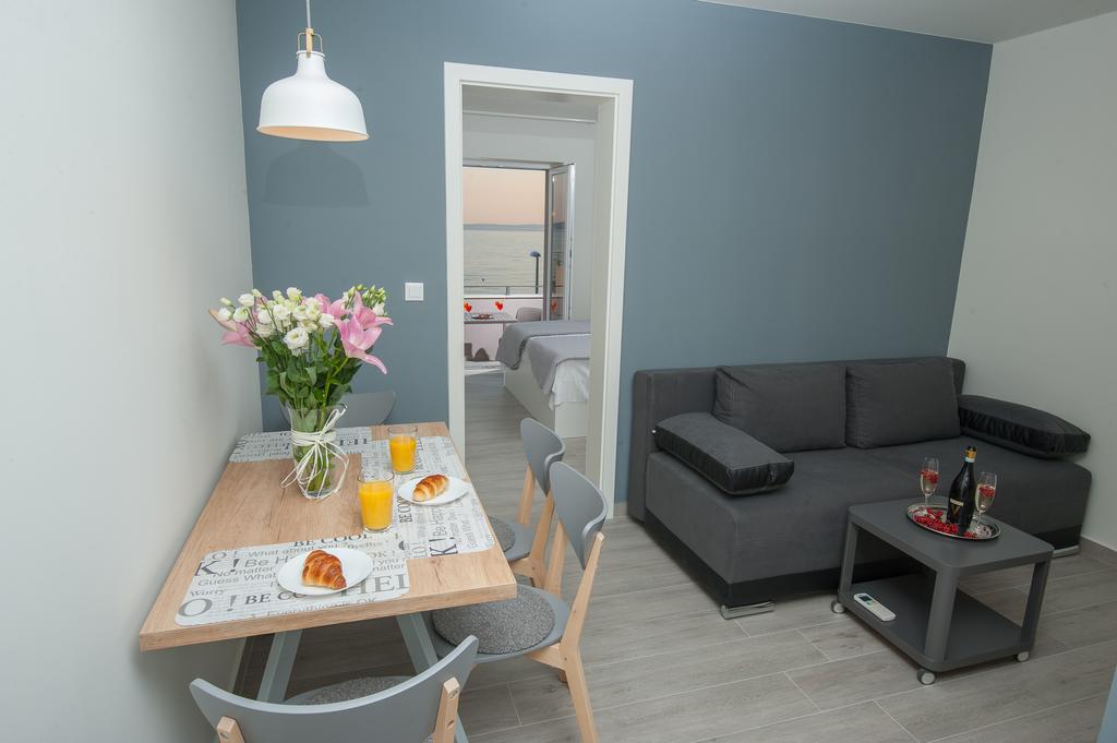 Seaside Luxury Suites 포드스트라나 외부 사진